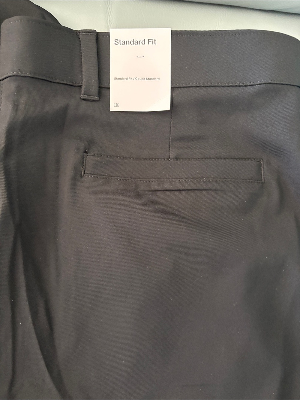Nike Men’s Golf Black standard fit pants size 38x32. New!